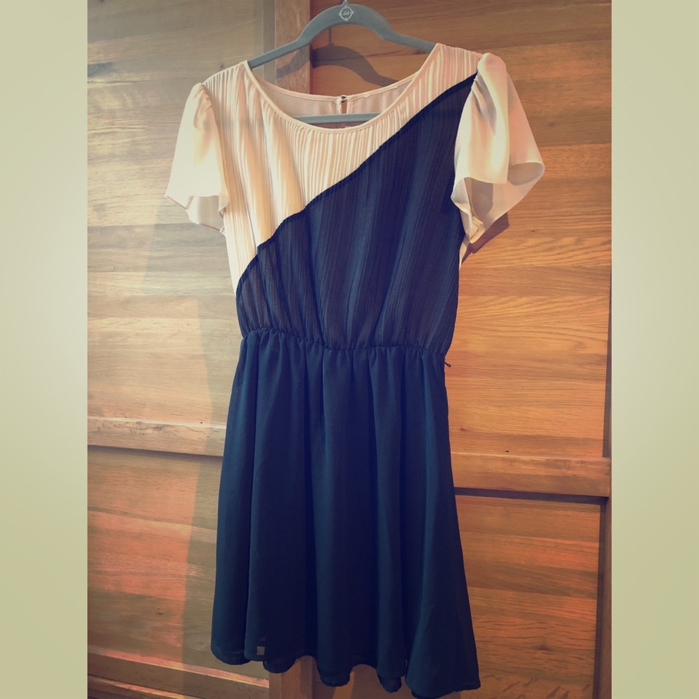 Vintage-Feel Dress—H&M—Size S
